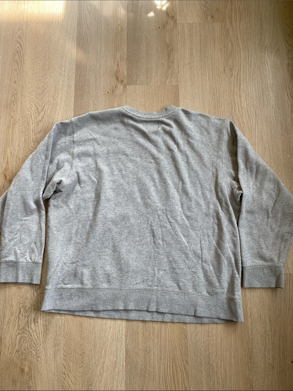 Roots Grey Fleece Crewneck Sweatshirt XL Organic Cotton Beaver Logo Pullover - Picture 9 of 12